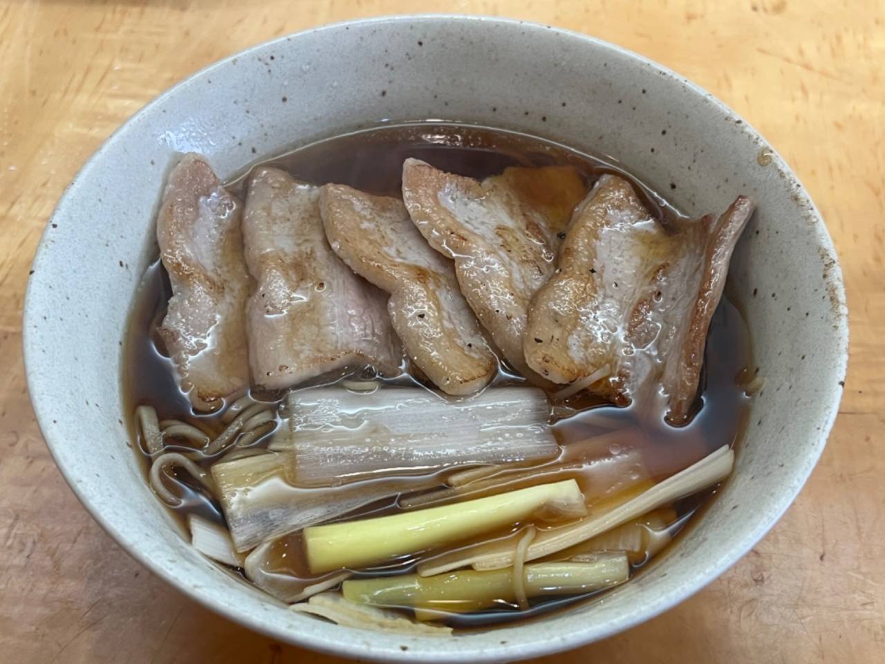 熱海に来たら食べていただきたい、「静岡県産ブランド豚」